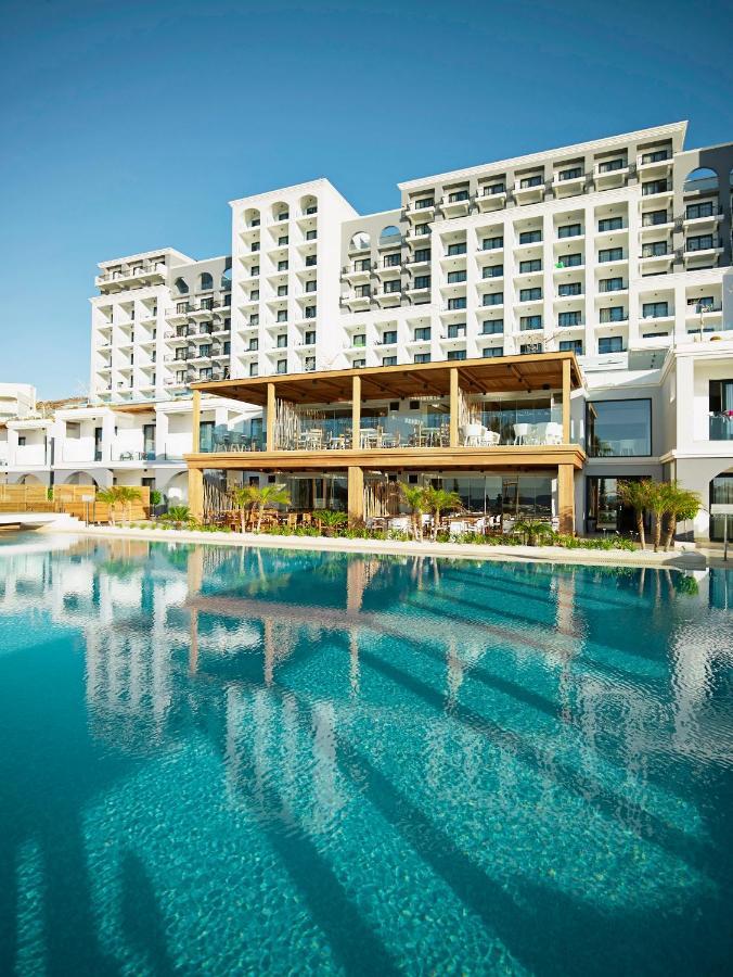 미트시스 알릴라 리조트 앤 스파 팔리라키 외부 사진 The Westin Resort & Spa, Porto Cervo